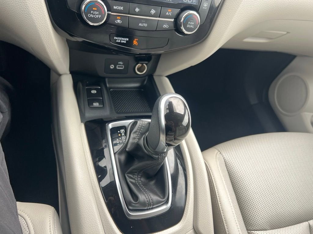 2022 Nissan Rogue Sport SL