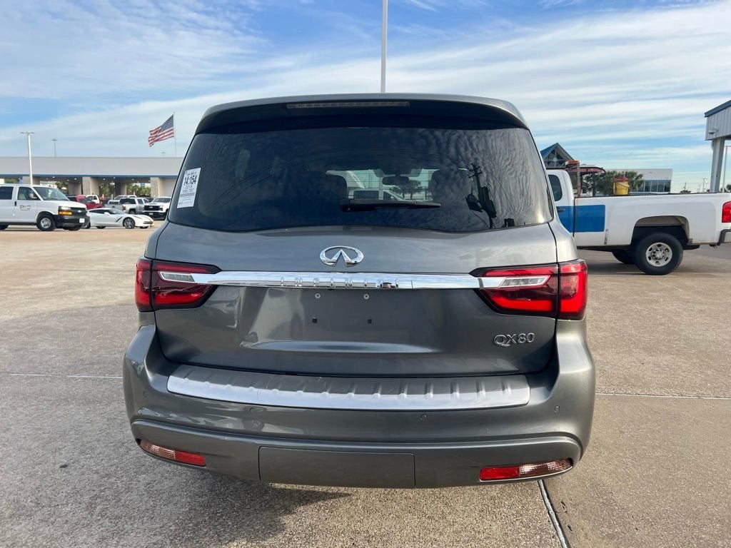 2018 INFINITI QX80 Base
