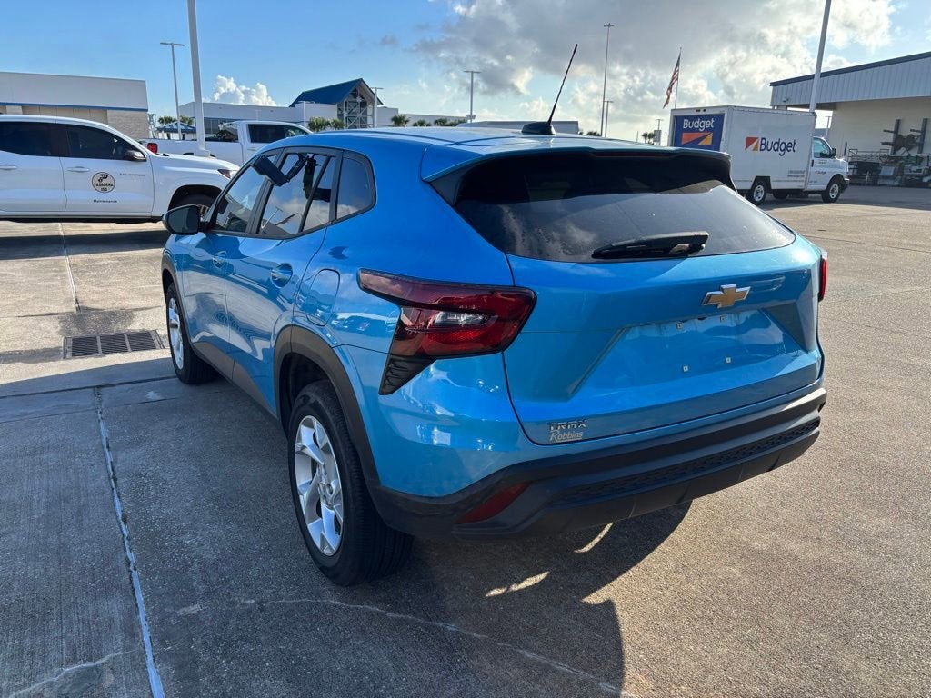 2025 Chevrolet Trax LS