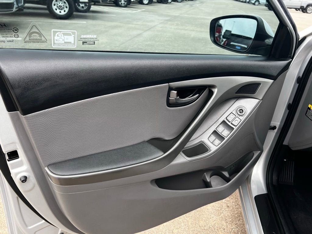 2012 Hyundai Elantra Limited