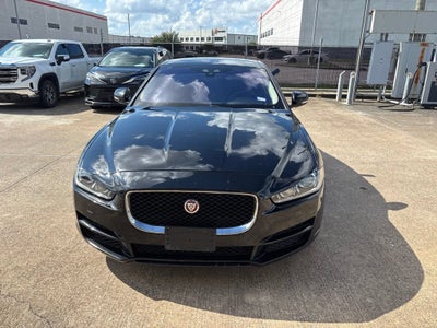 2019 Jaguar XE 25t Premium