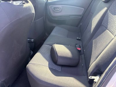 2016 Toyota Yaris L