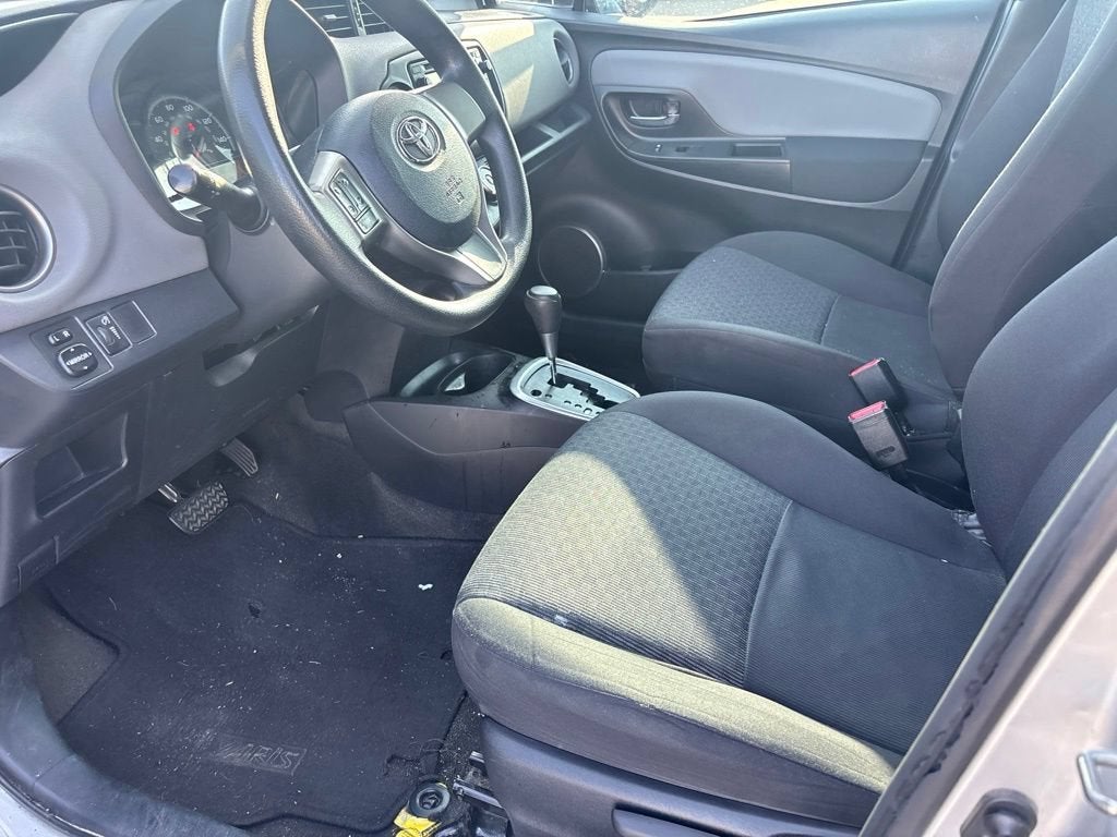 2016 Toyota Yaris L