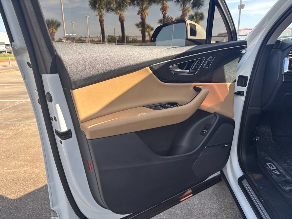 2020 Audi Q7 Premium Plus