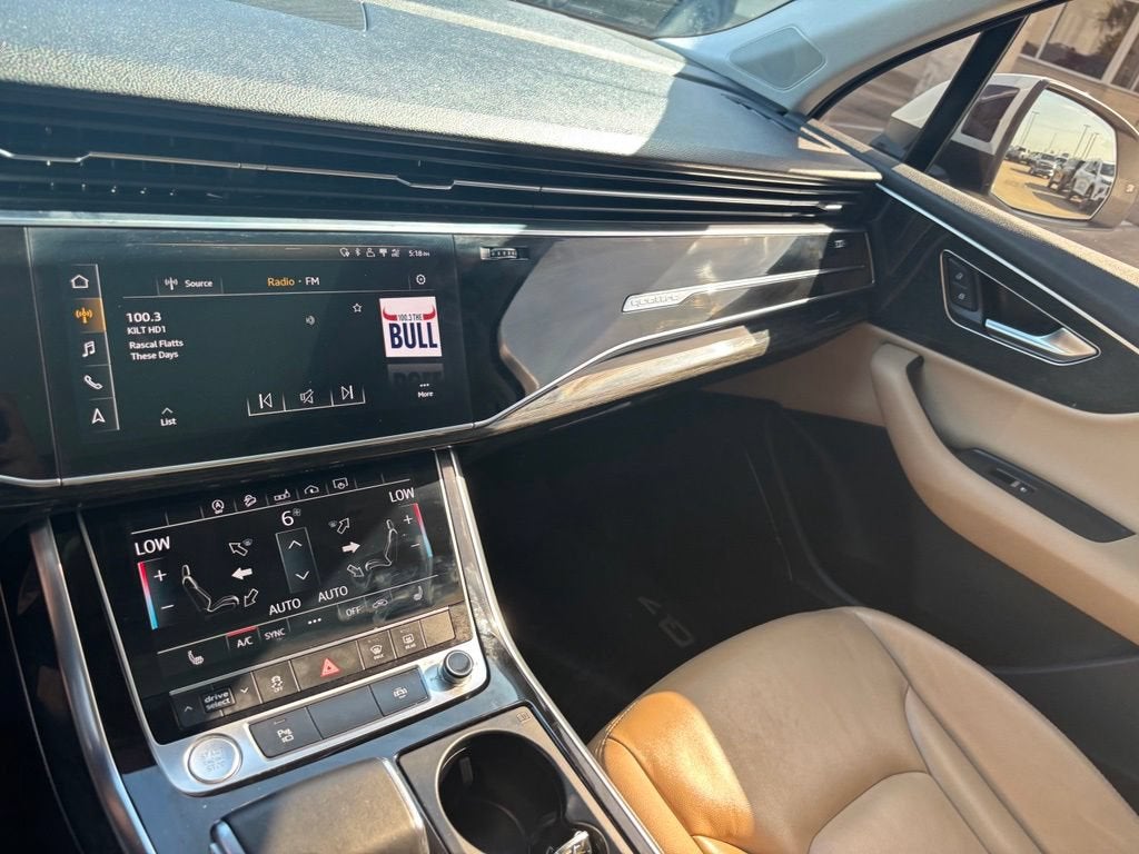 2020 Audi Q7 Premium Plus