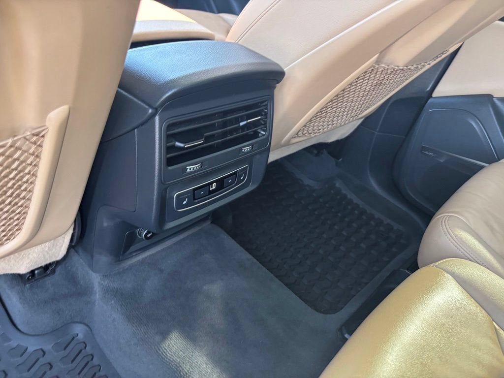 2020 Audi Q7 Premium Plus