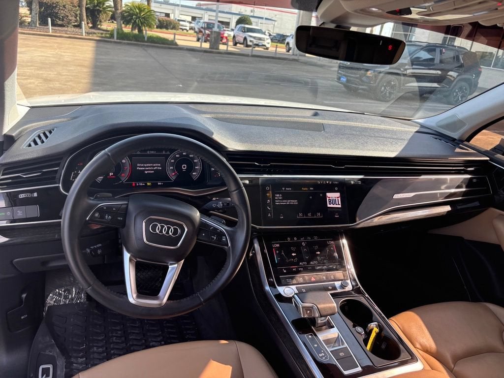 2020 Audi Q7 Premium Plus