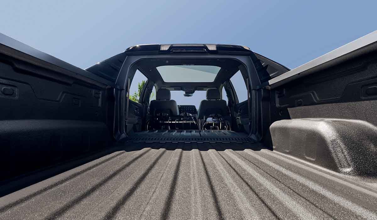 Monument Chevrolet in Pasadena TX